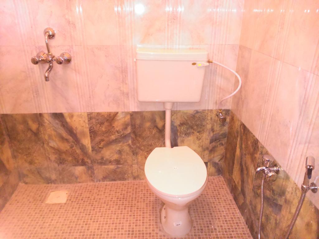 La Blanche Guest House กาลังกูติ ห้อง รูปภาพ