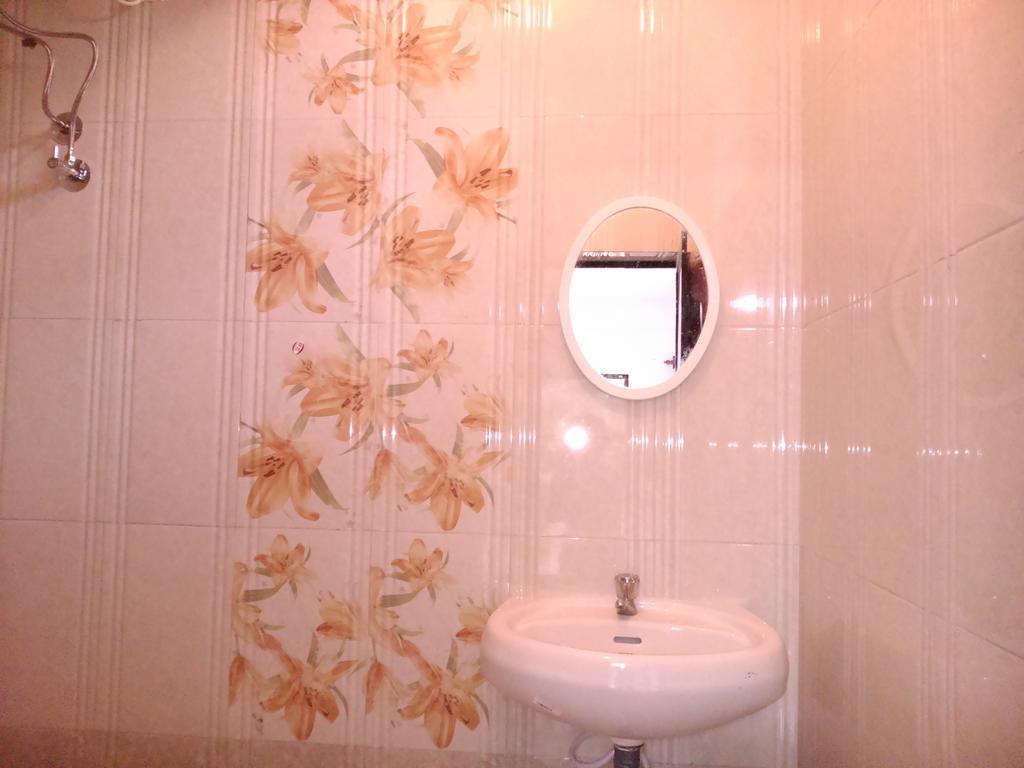 La Blanche Guest House กาลังกูติ ห้อง รูปภาพ